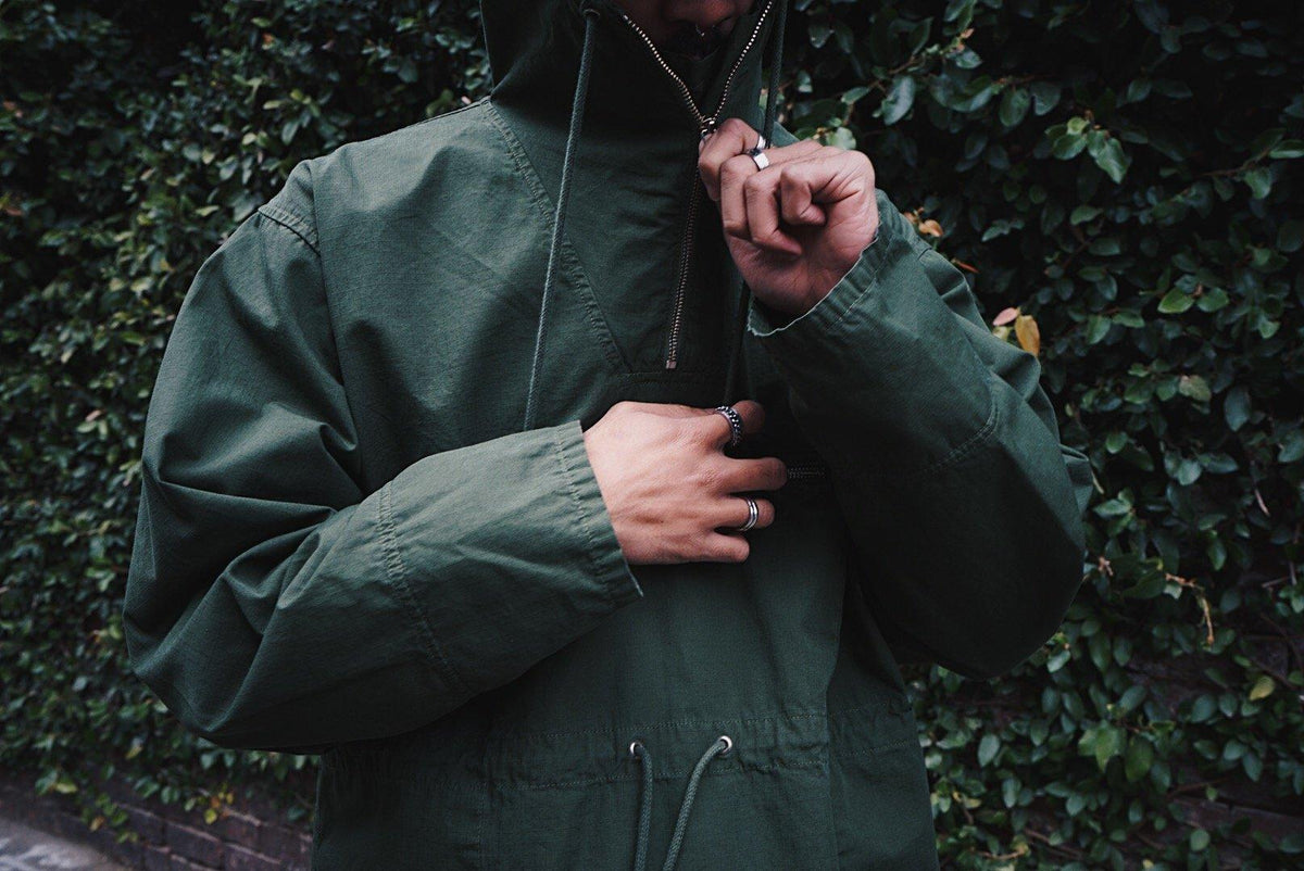 Eat Dust Everest Smock