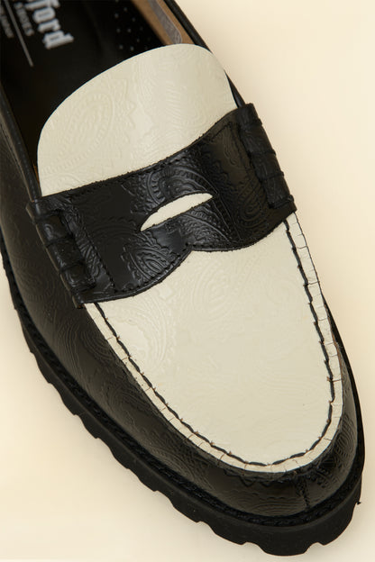 Kenford Shoes Tank Sole Loafer - Black/White Paisley