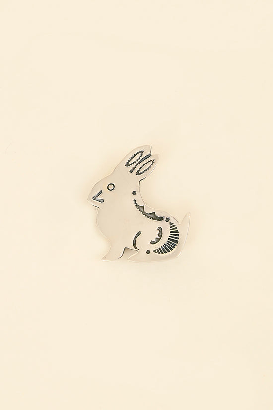 Munqa Rabbit Pin