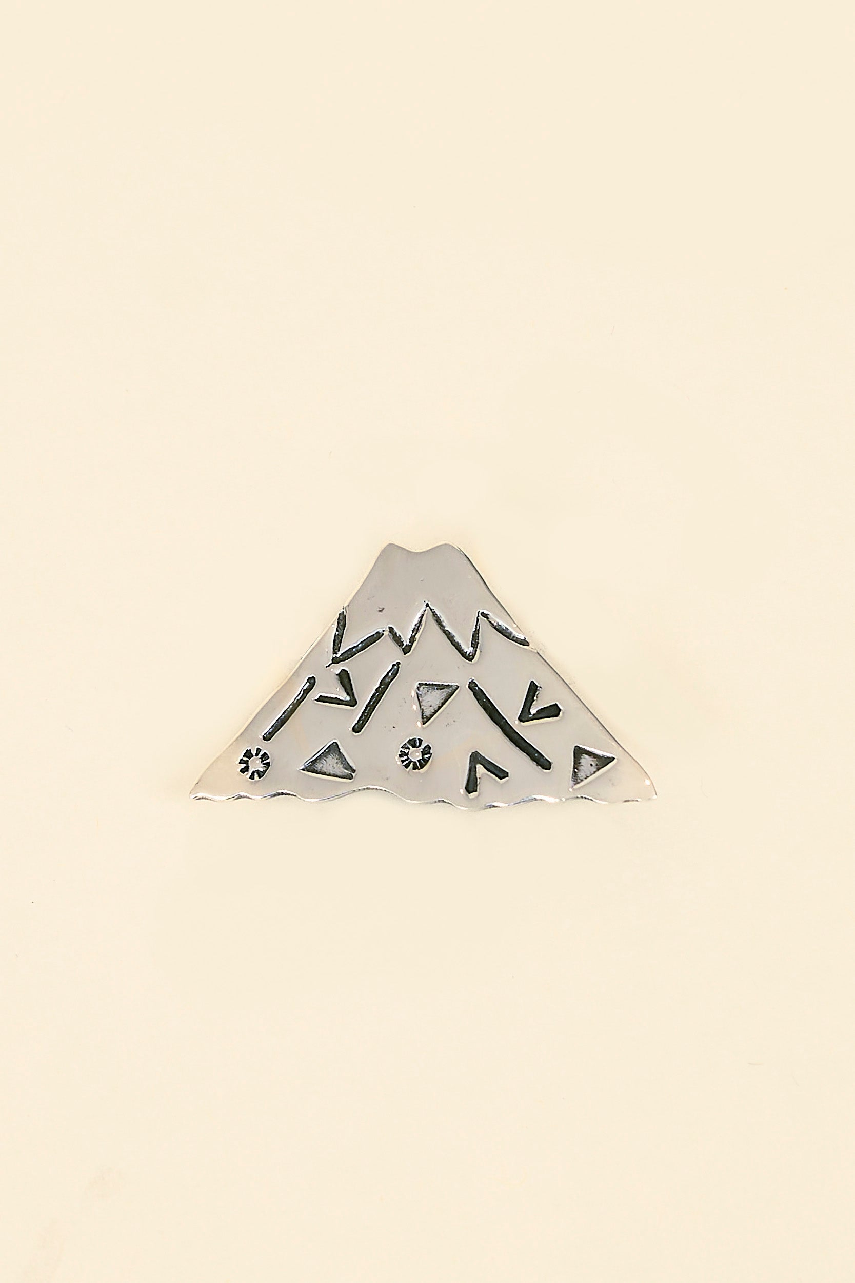 Munqa Mt. Fuji Pin