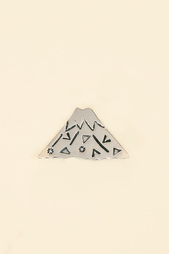 Munqa Mt. Fuji Pin