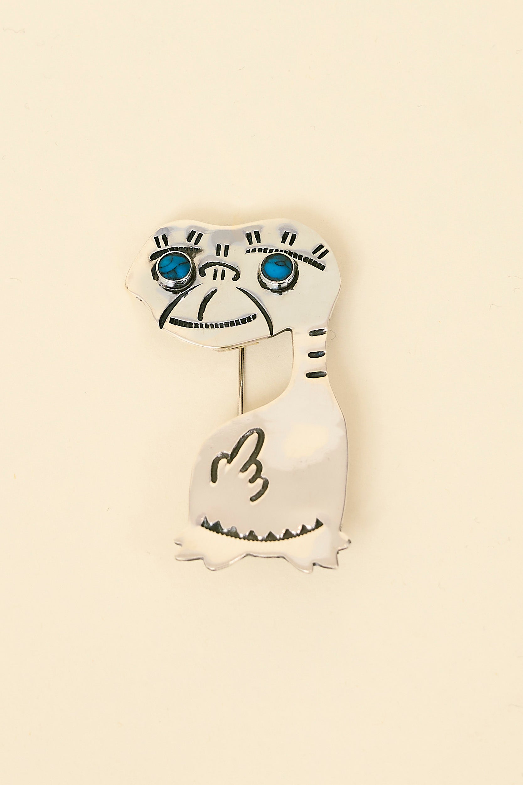 Munqa Alien Brooch