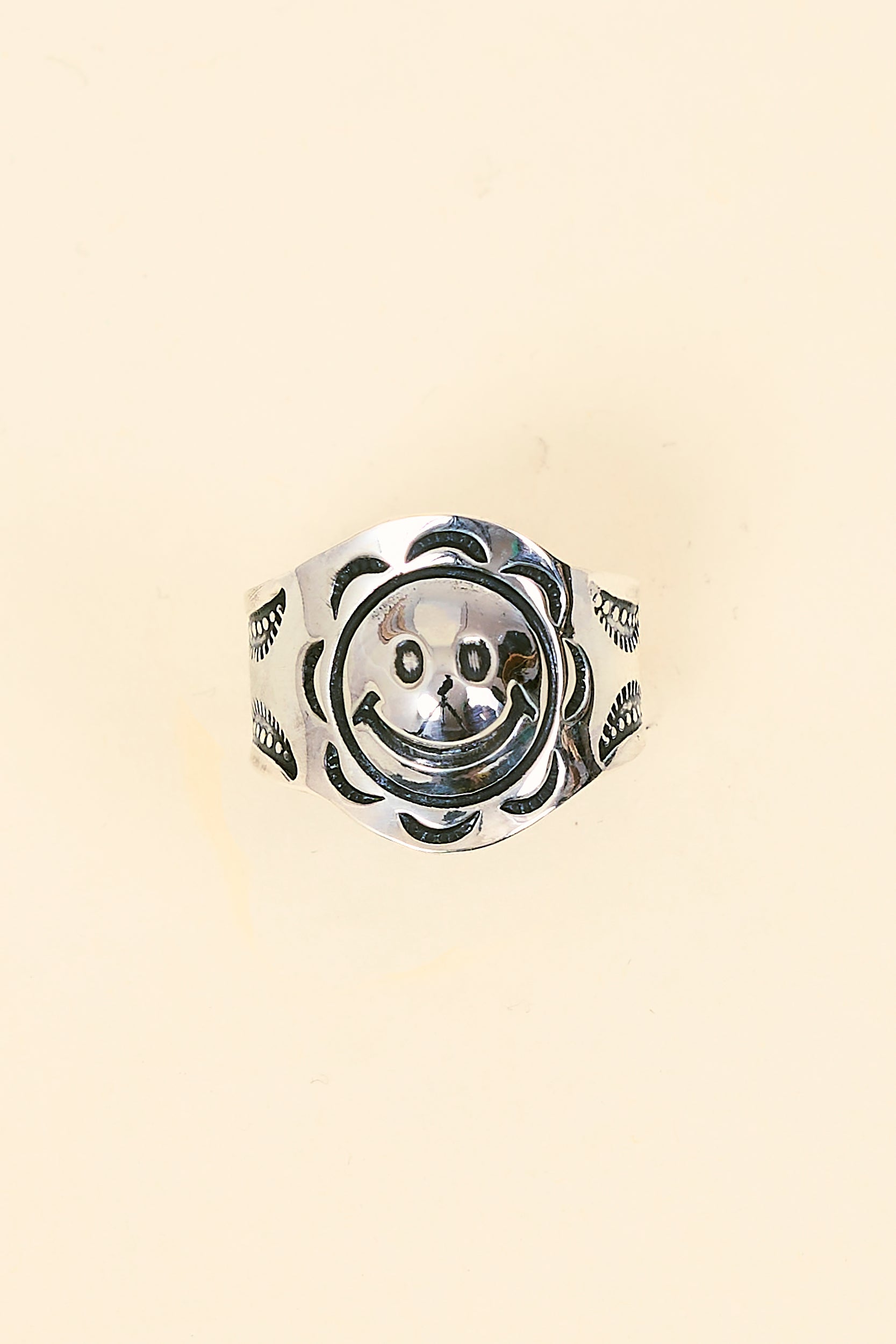 Munqa Big Sunny Ring