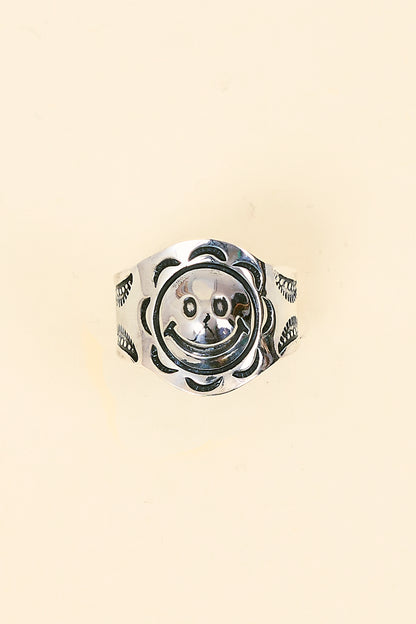 Munqa Big Sunny Ring