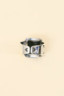 Munqa Pyramid Stud Ring