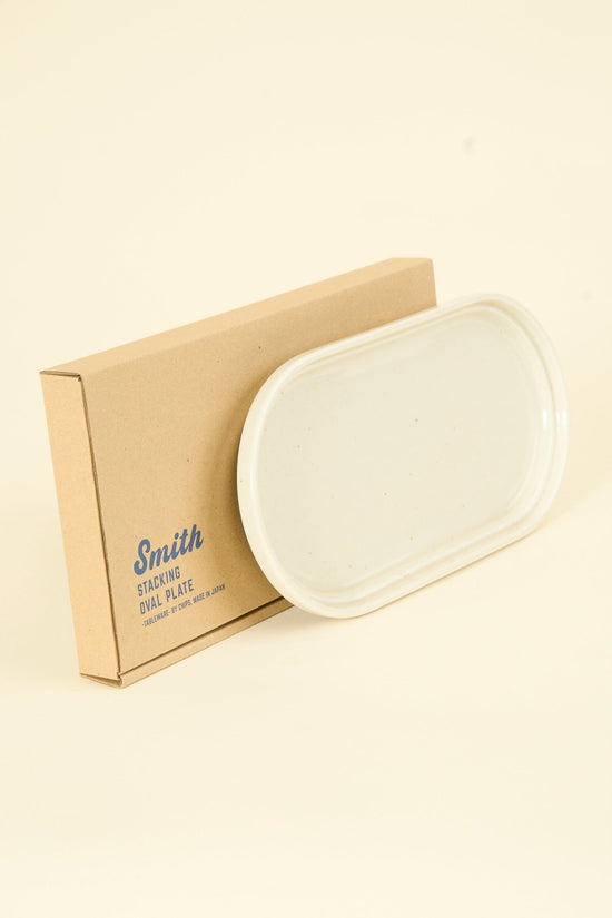 CHIPS Inc. Smith Stacking Oval Plate - Vanilla