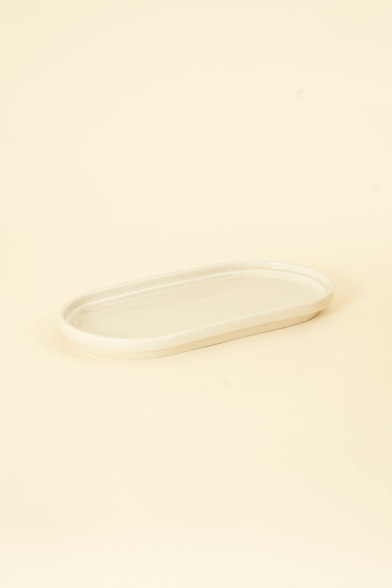 CHIPS Inc. Smith Stacking Oval Plate - Vanilla
