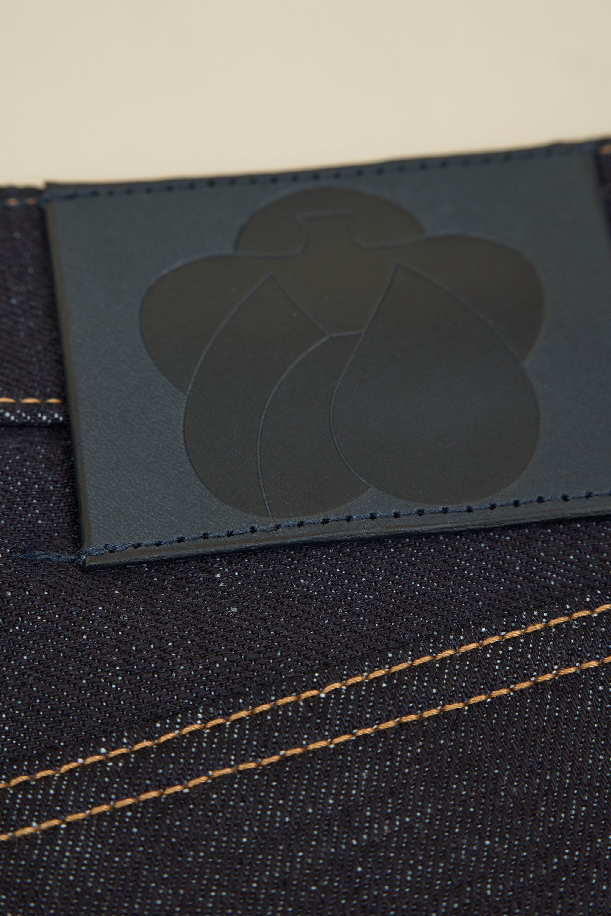 Momotaro #100 Standard Straight - 14.7oz