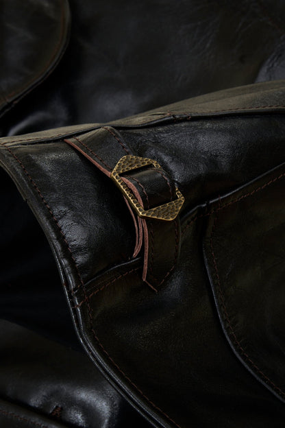 Double Helix 1920s Horsehide Jacket – cinch buckle waist adjuster close-up.

