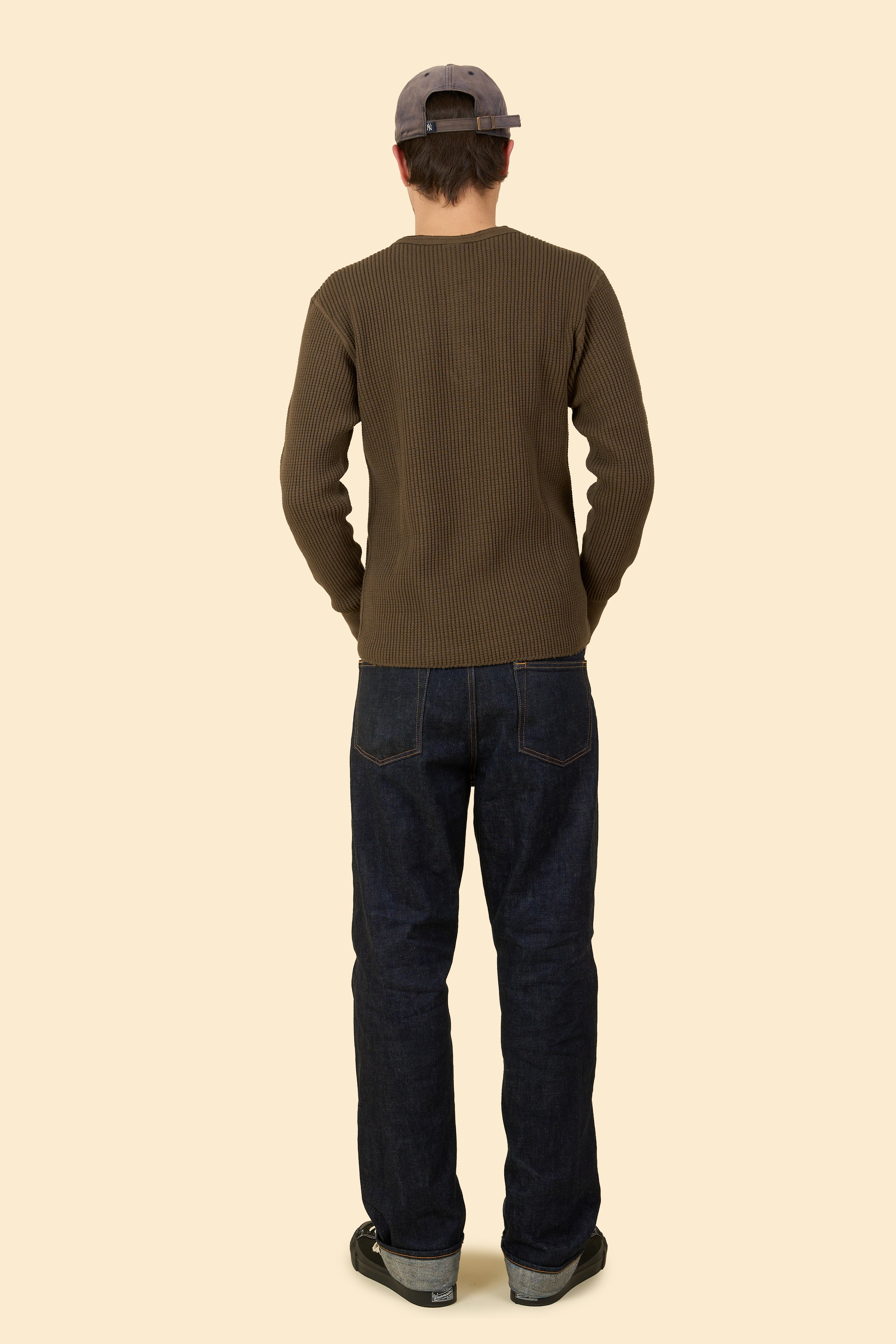 UES Big Waffle Henley Neck Thermal- Brown