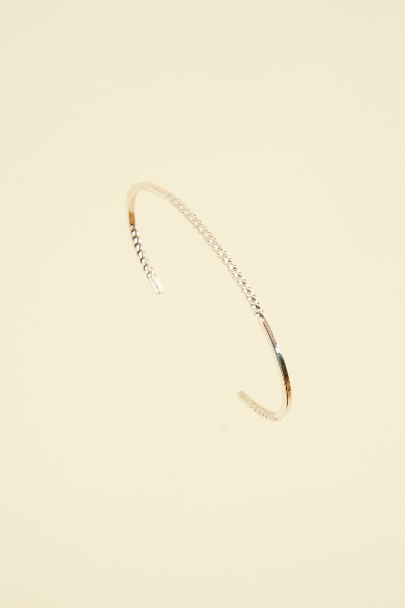 SunKu Twist Bangle - Silver [SK - 285 - 001] - SunKu 39 - URAHARA