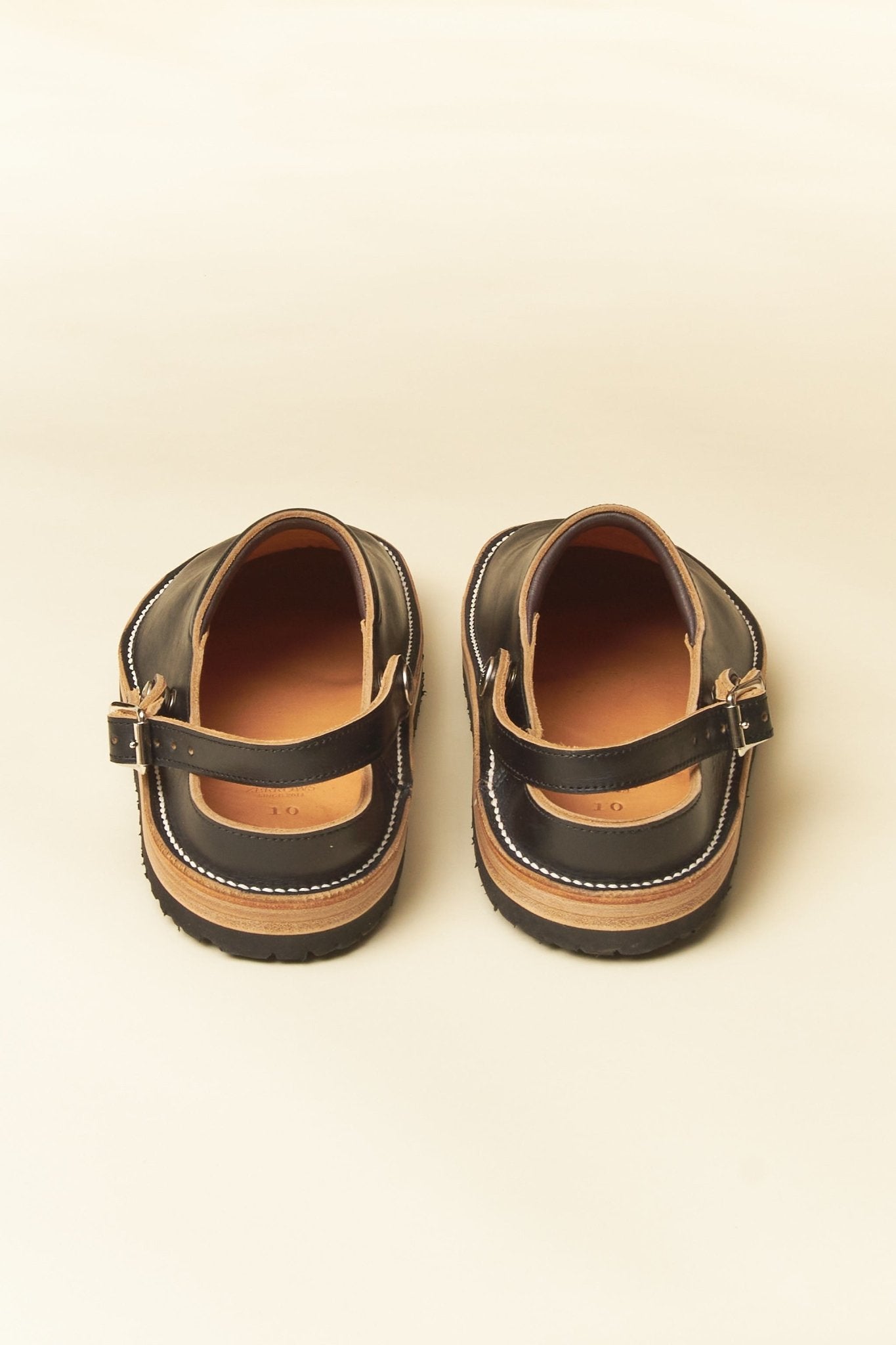 Zerrows Sabot Sandal - Black -Zerrows - URAHARA